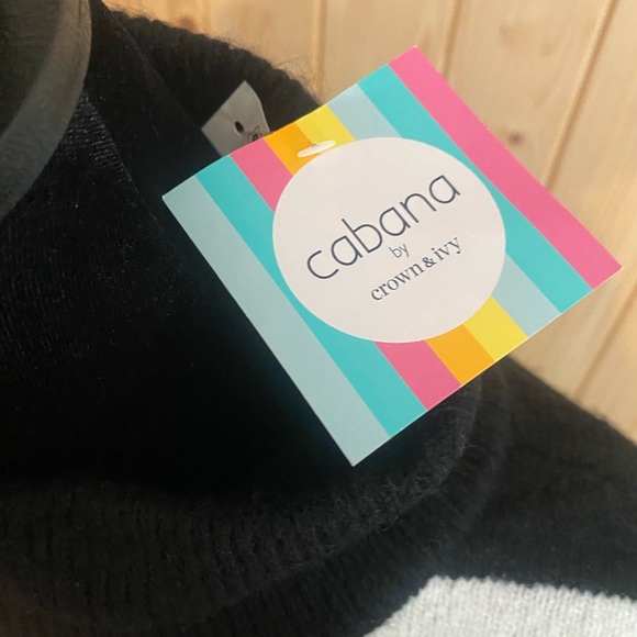 NWT Cabana by Crown & Ivy Turtleneck Black Striped Sweater Size Large - Picture 2 of 3